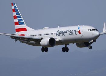 Stocks making the biggest moves premarket: AAL, MRVL, MSTR