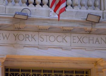 Stocks Settle Mixed Awaiting US-Iran Peace Talks