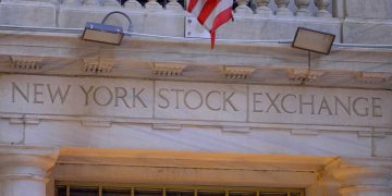 Stocks Settle Mixed Awaiting US-Iran Peace Talks