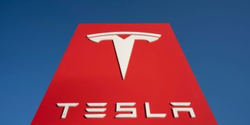 Consumer Tech News (Apr 6-Aug 10): Tesla China Sales Drop, CoreWeave Grabs AI Deal With Meta and Anthropi