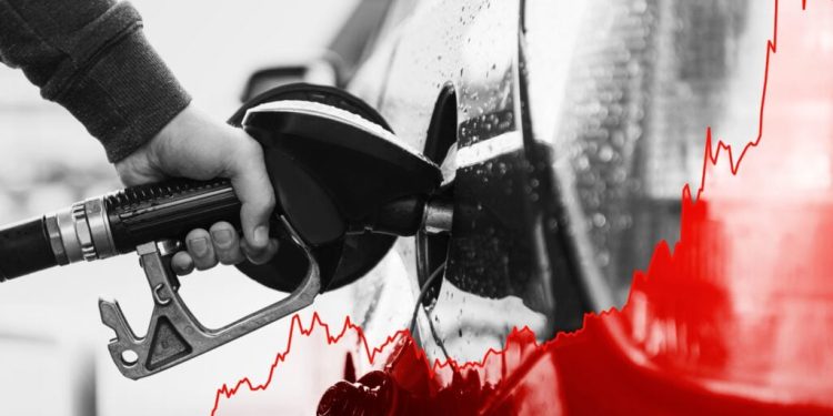 Crude’s Worst Week Since 2020, But Inflation Pushes Consumer Confidence To Record Low – Ford Motor (NYSE: