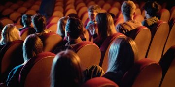 Watching a 7.5-Hour Movie in Theaters Made Me More Hopeful About Our Collective Brain Rot