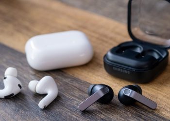 AirPods Pro 3 vs. Samsung Galaxy Buds 4 Pro: Why I’m looking past brand ecosystems now
