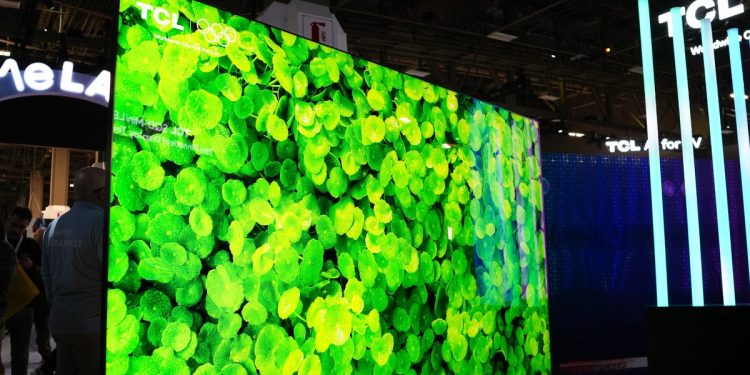 Why TVs look bright and vibrant in stores, but dull in your living room – and how to fix it