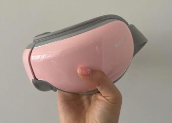This high-tech eye massager makes a great Mother’s Day gift – and it’s on sale